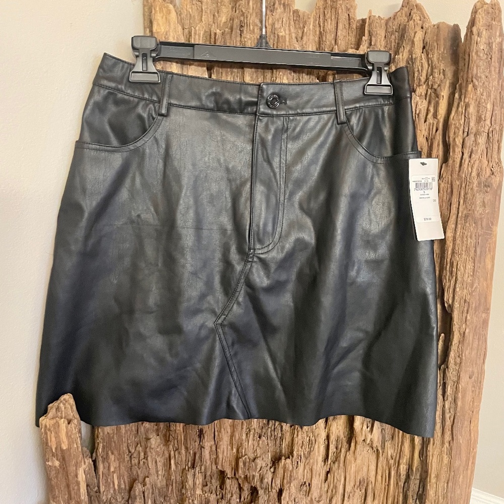 NWT Guess Leather Black Mini Skirt Size S Small